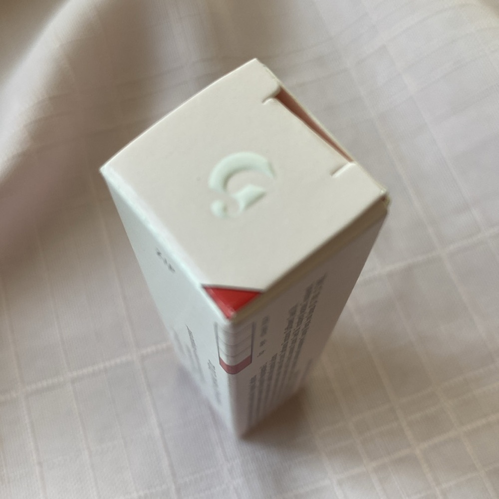 Glossier Generation G Sheer Matte Lipstick in ZIP - Picture 6 of 9